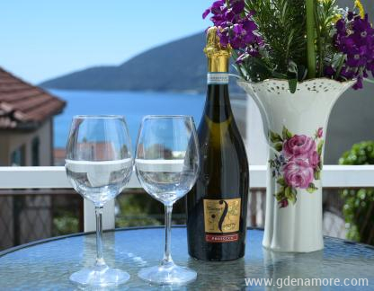 Leiligheter og rom Vlaovic, , privat innkvartering i sted Igalo, Montenegro - 20210426_213358 (1) Leiligheter og rom Vlaovic, , privat innkvartering i sted Igalo, Montenegro - 20210426_213358 (1)